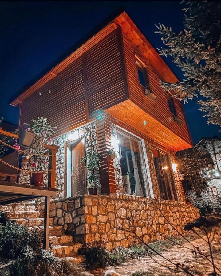 Cece'S Home Mavrovo Exterior photo