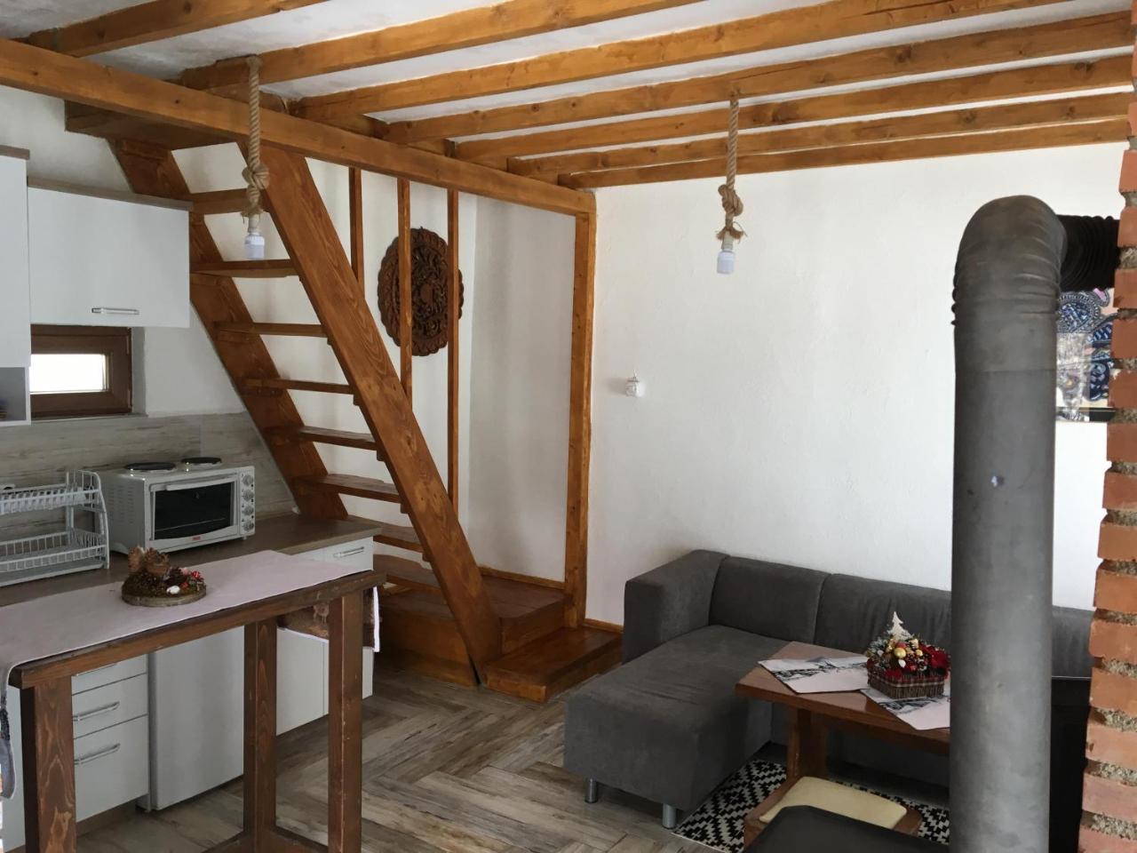 Cece'S Home Mavrovo Exterior photo