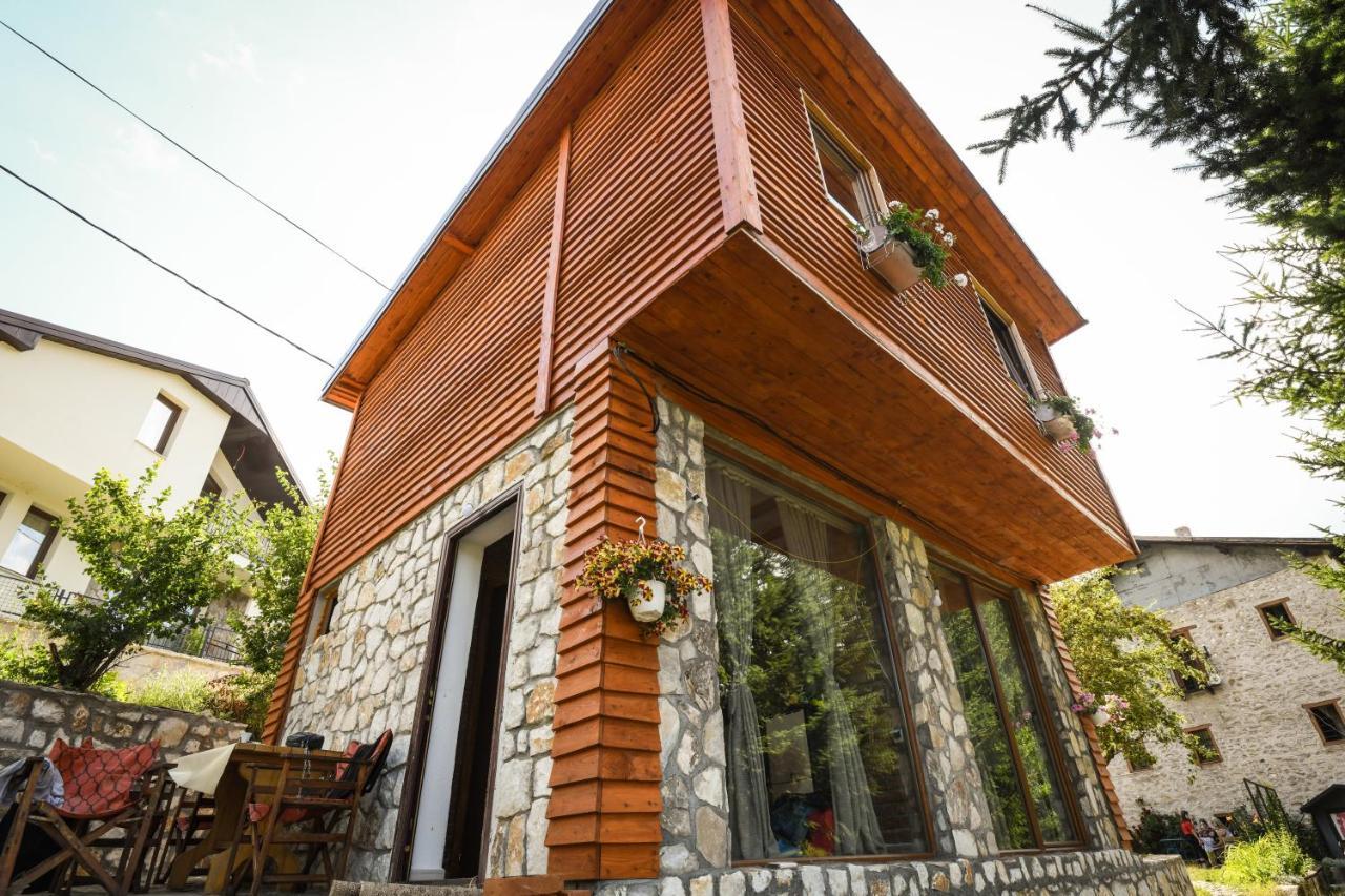 Cece'S Home Mavrovo Exterior photo