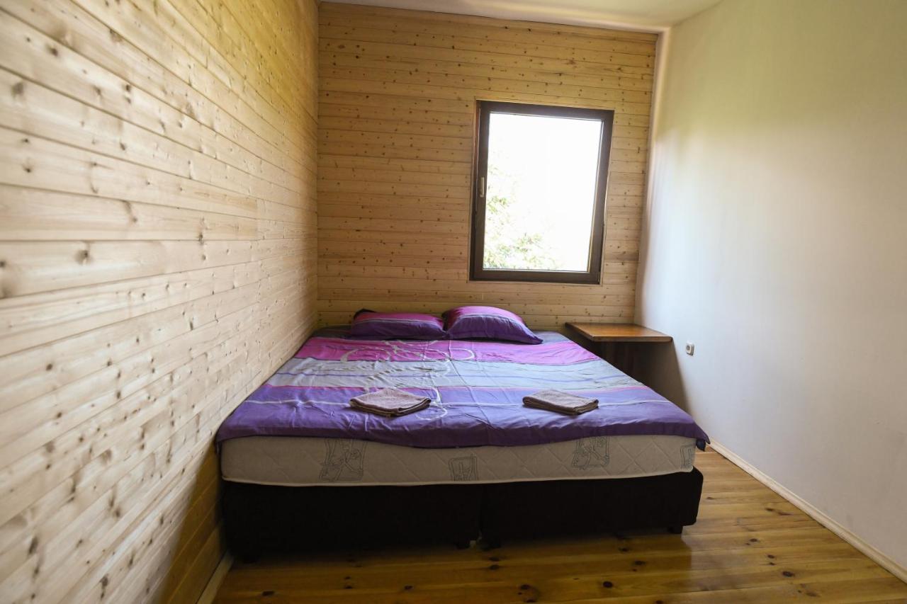 Cece'S Home Mavrovo Exterior photo
