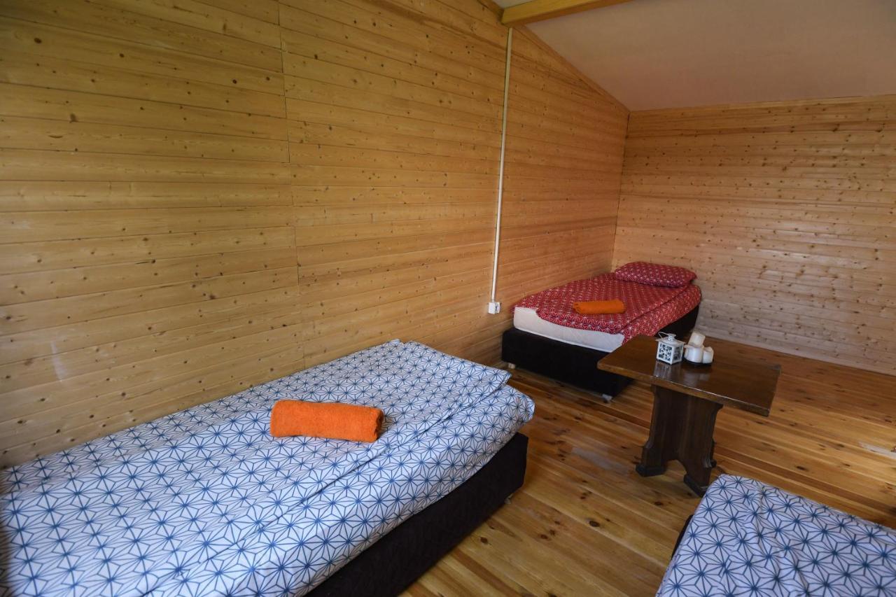 Cece'S Home Mavrovo Exterior photo